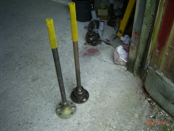 English halfshafts.jpg